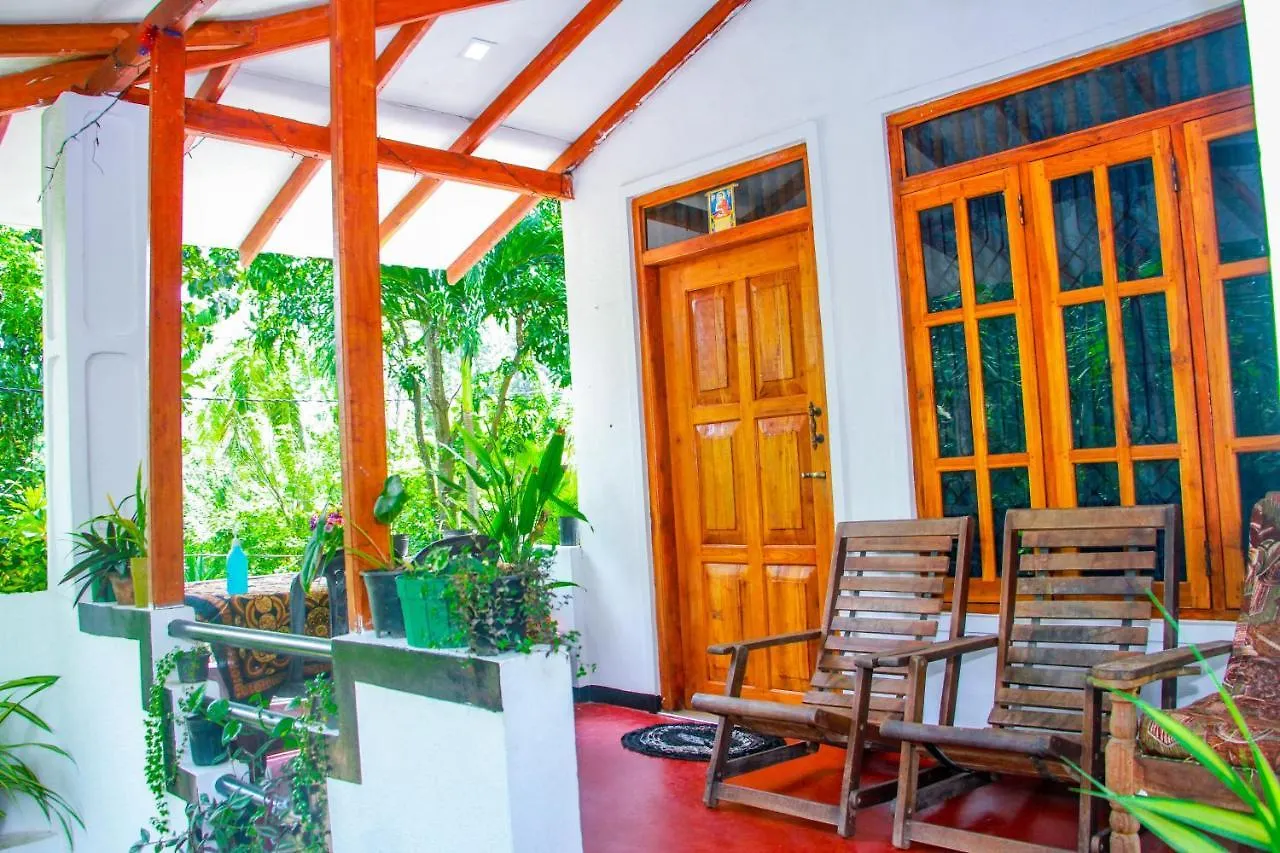 Sigiri Tarushan Home Stay Sigiriya